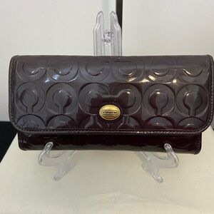 Coach Peyton Embossed Patent Leather Wallet MERLOT PURPLE